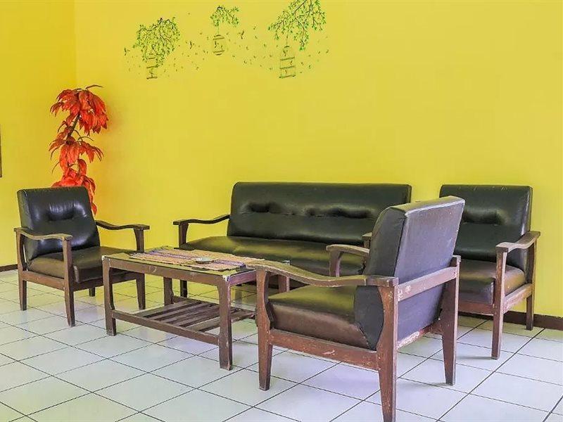 Oyo Life 1708 Hotel Budi Famili 1 Syariah Ciamis Dış mekan fotoğraf