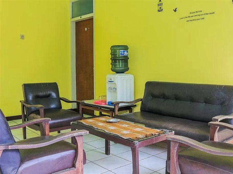 Oyo Life 1708 Hotel Budi Famili 1 Syariah Ciamis Dış mekan fotoğraf