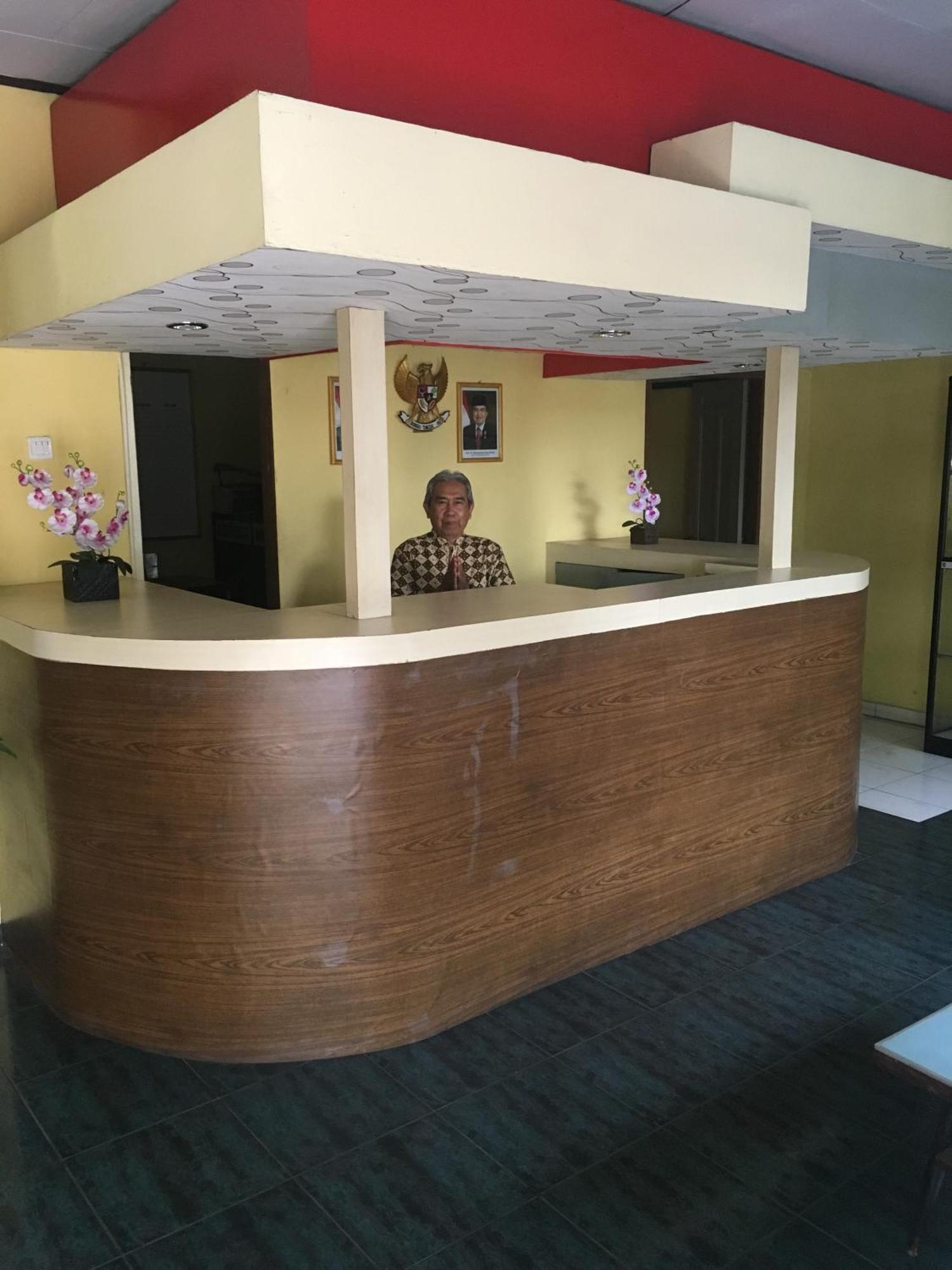 Oyo Life 1708 Hotel Budi Famili 1 Syariah Ciamis Dış mekan fotoğraf
